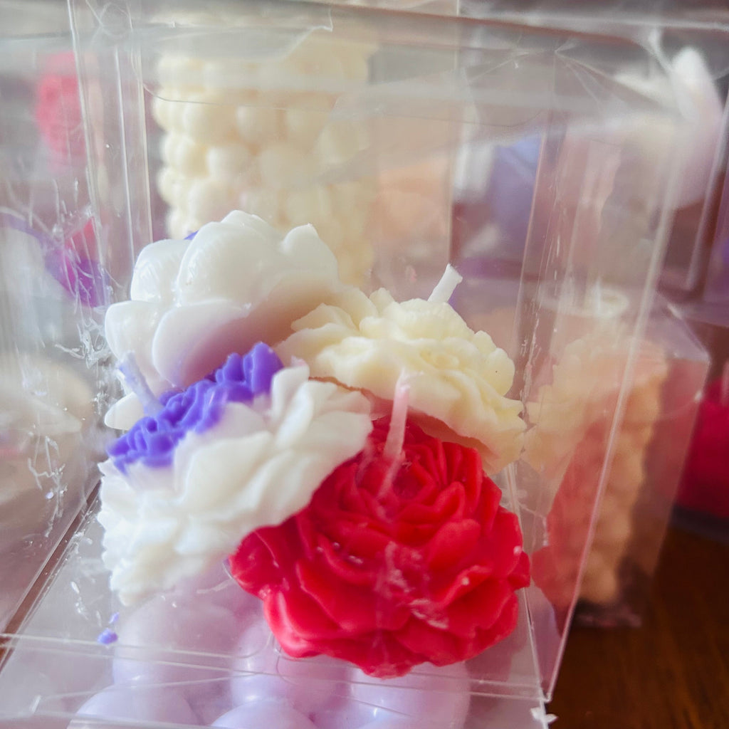Handmade Rose Bouquet Candle Gift Set | Sculpted Floral Candles