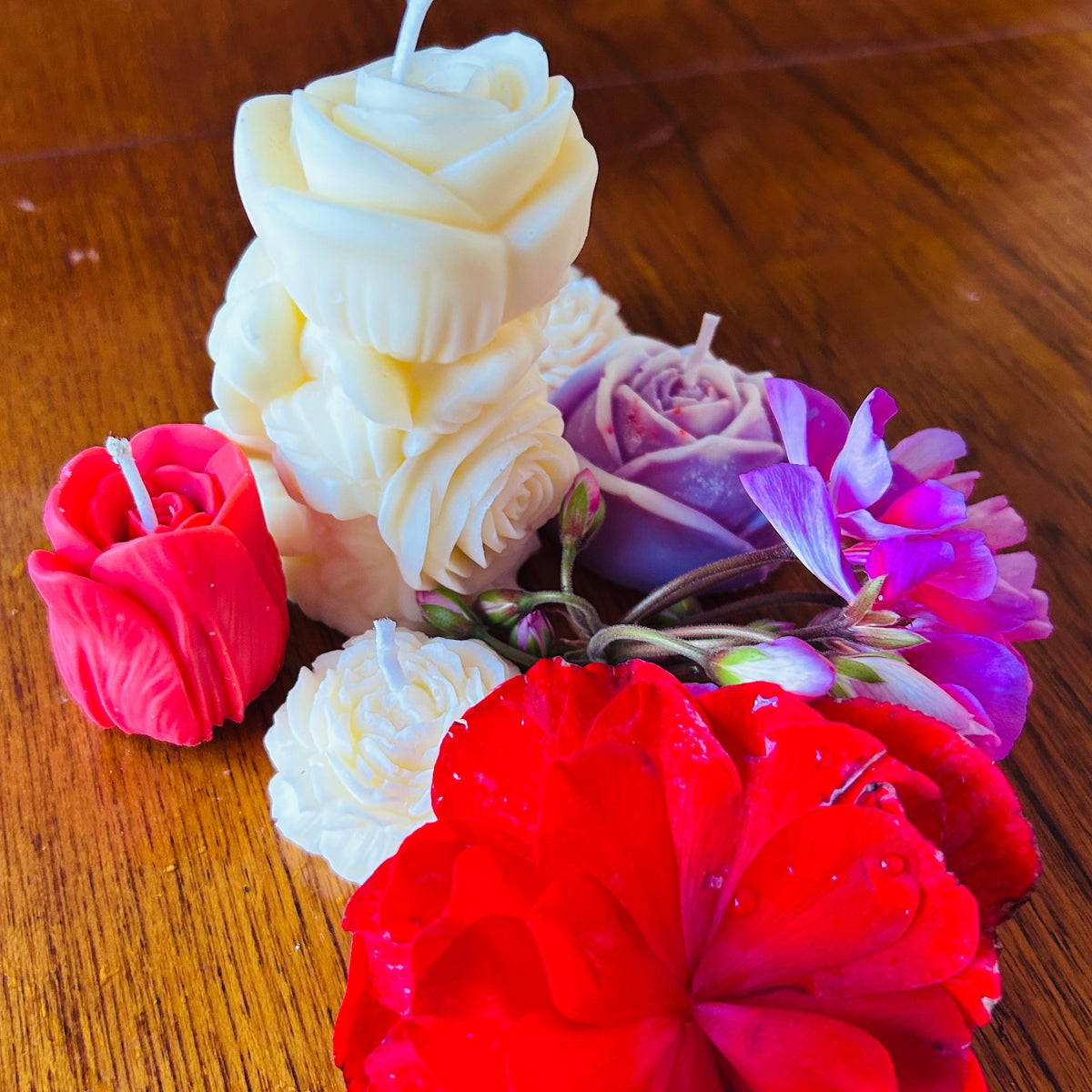 Rosebud Mini Candle